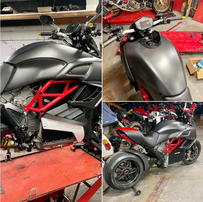 Diavel 01.jpg